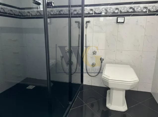 Casa com 4 dormitórios à venda, 480 m  por R  1.400.000,00 - J...