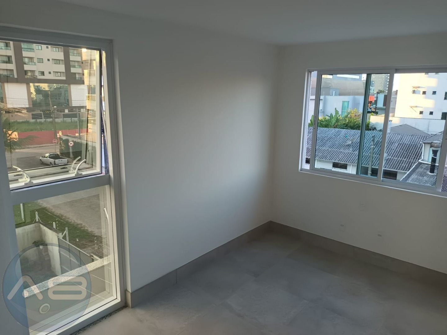 Apartamento com 2 dormitórios à venda, 62 m  por R  750.000,00...