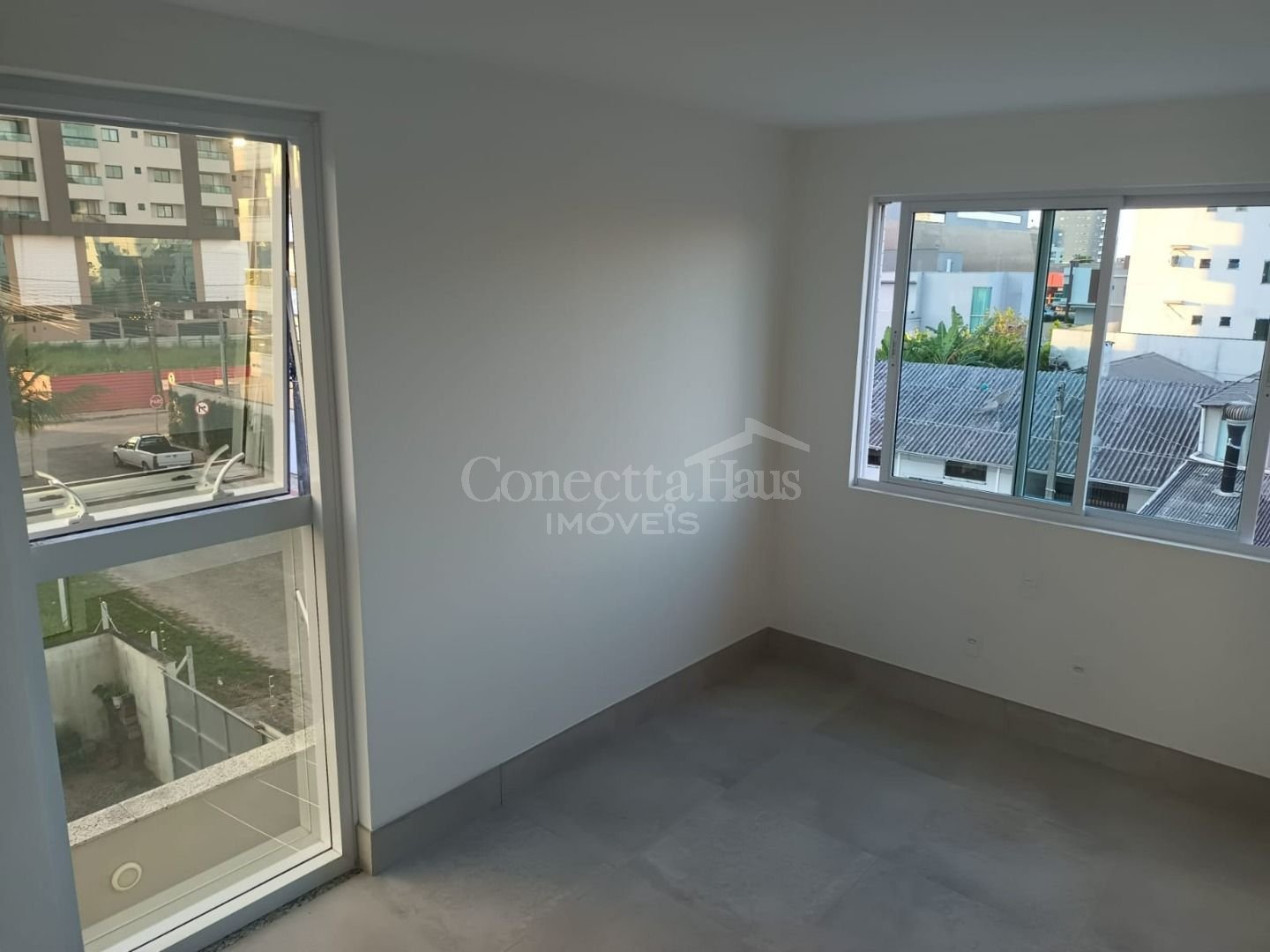 Apartamento com 2 dormitórios à venda, 62 m  por R  750.000,00...