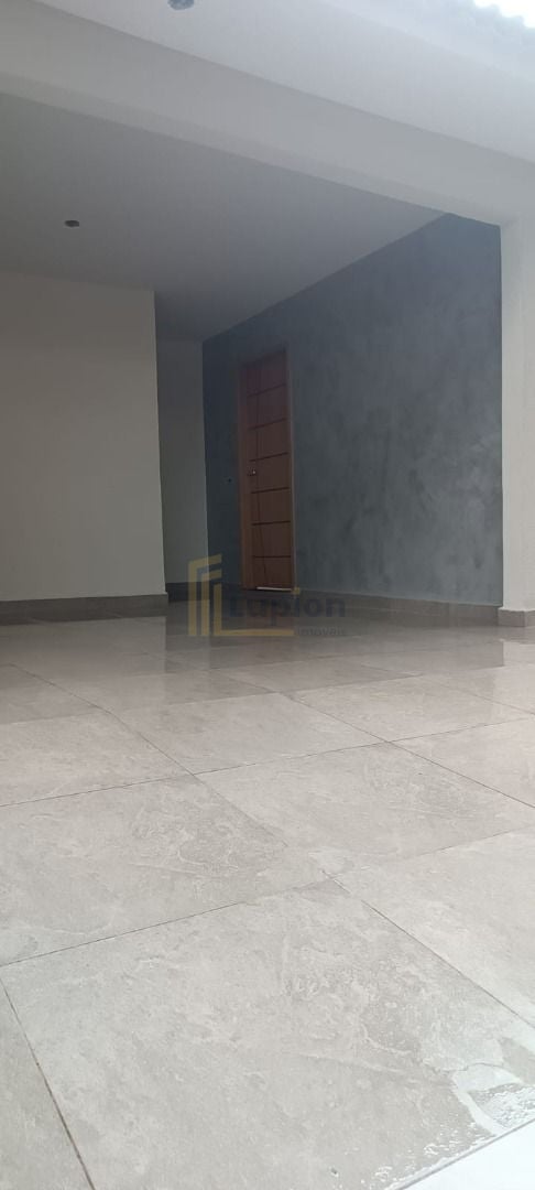 Casa com 3 dormitórios à venda, 94 m  por R  390.000,00 - Conj...