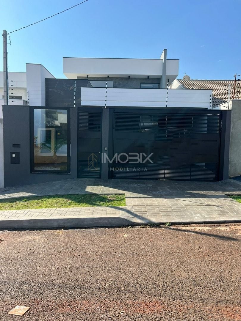 Casa com 3 dormitórios à venda, 136 m² por R$ 645.000,00 - Jar...