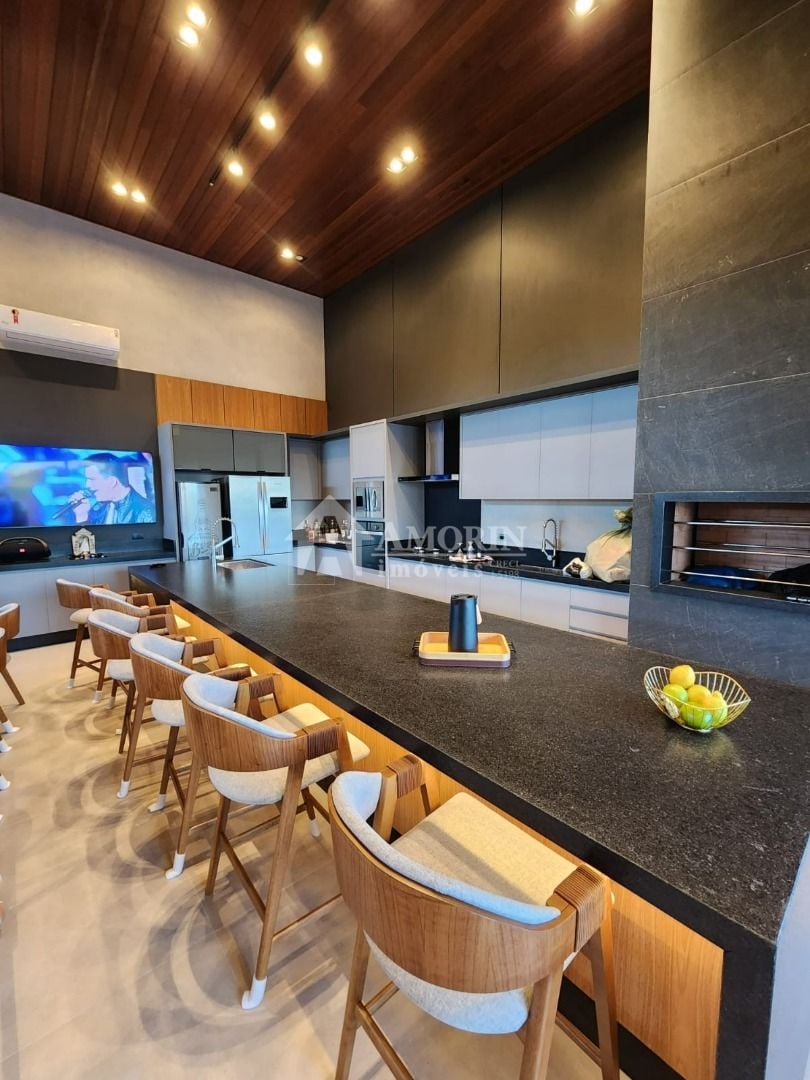 Casa com 4 dormitórios à venda, 319 m² por R$ 3.500.000,00 - P...