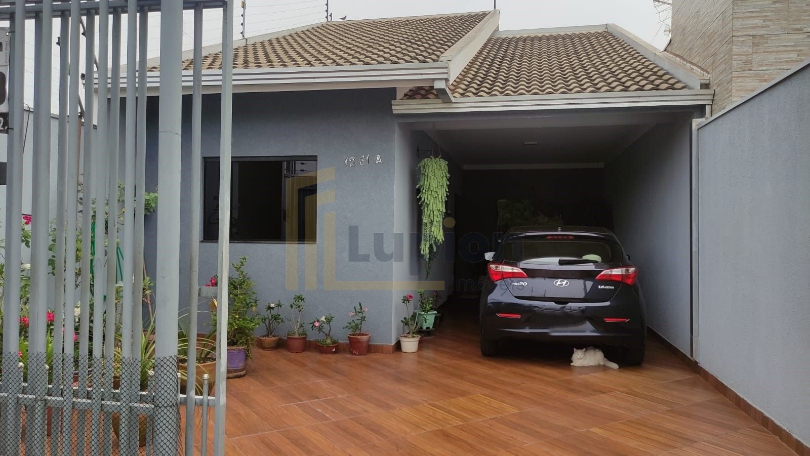 Casa com 3 dormitórios à venda, 112 m² por R$ 300.000,00 - Jar...