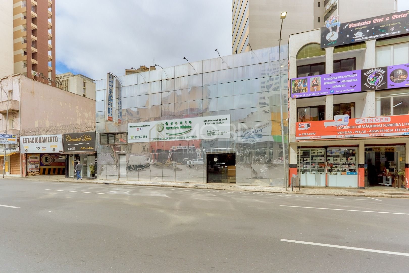 Prédio à venda, 850 m  por R  5.800.000,00 - Centro - Curitiba PR