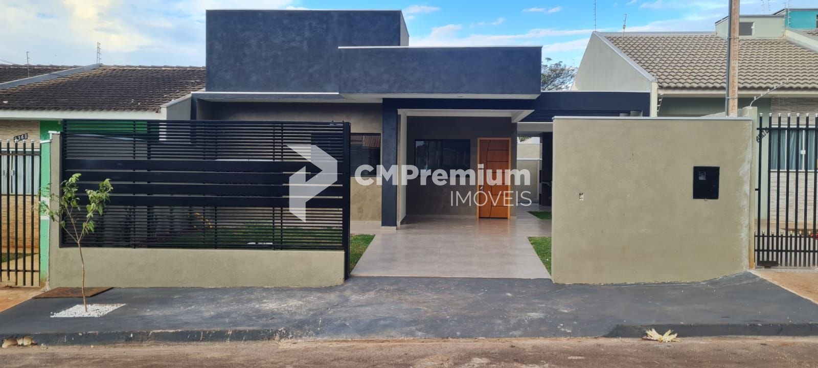 Casa com 3 dormitórios à venda, 88 m² por R$ 320.000,00 - Parq...