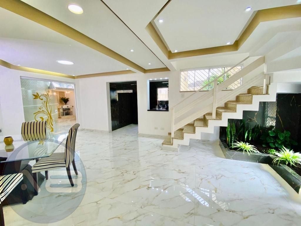 Casa com 3 dormitórios à venda, 250 m  por R  1.464.000,00 - M...