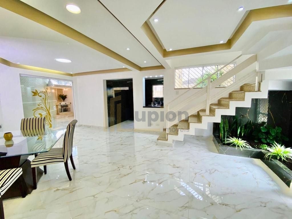 Casa com 3 dormitórios à venda, 250 m  por R  1.464.000,00 - M...
