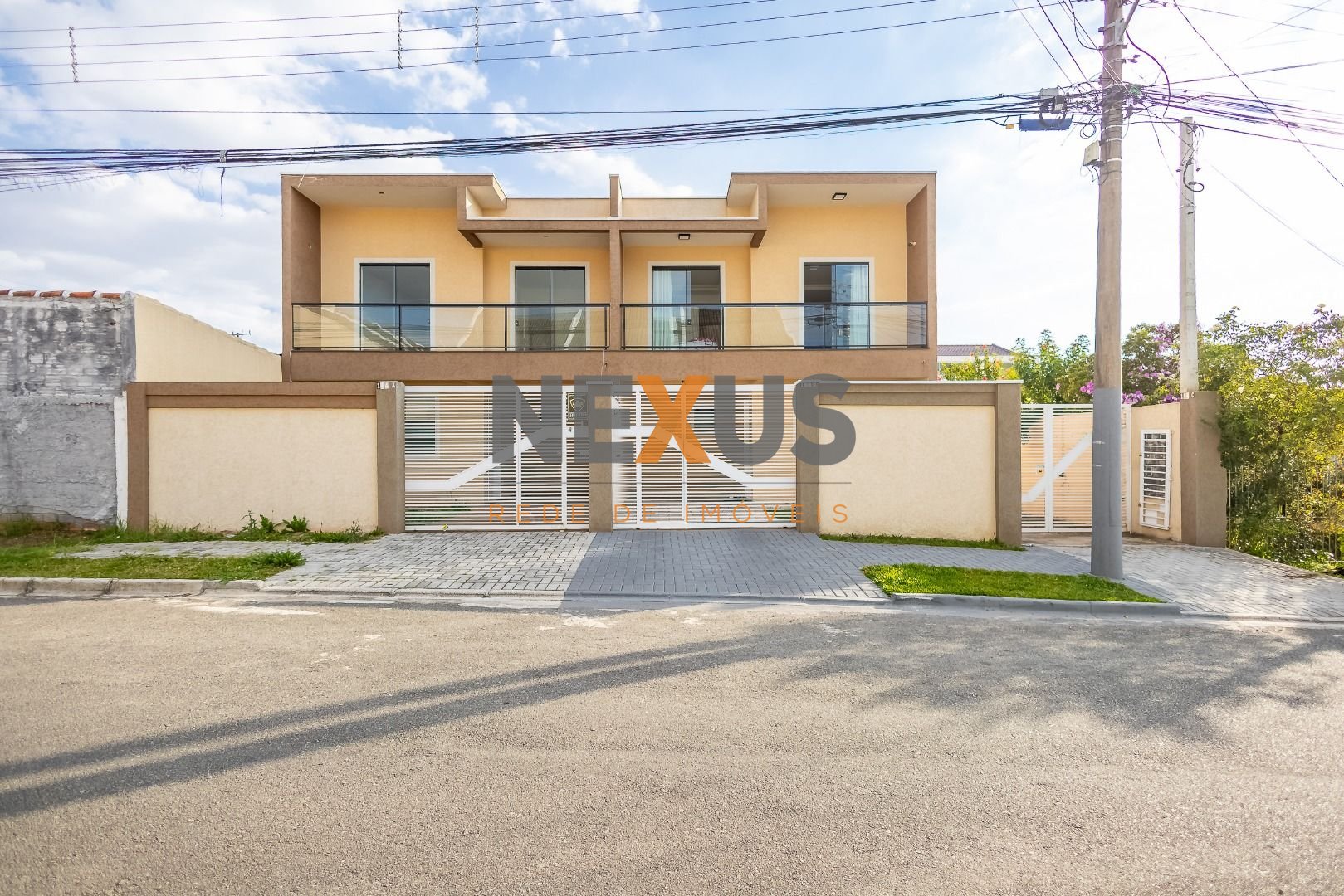 Sobrado com 3 dormitórios à venda, 115 m  por R  549.000,00 - ...