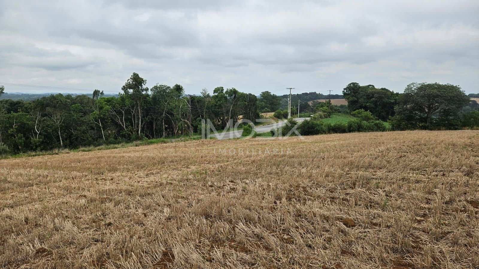 Chácara à venda,84700.m , pertence ao quadro urbano  do Guajuv...
