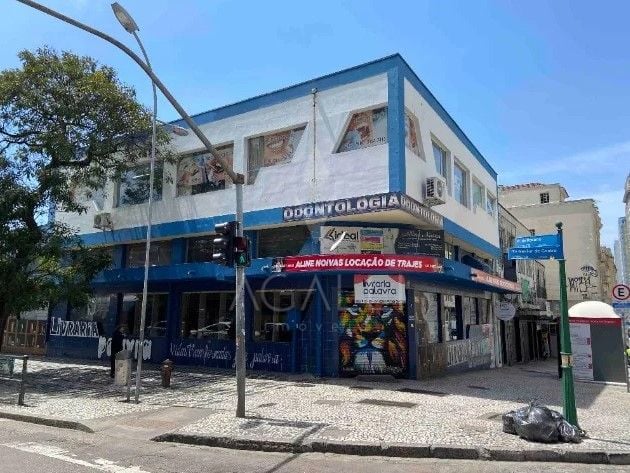 Prédio à venda, 1020 m  por R  3.300.000,00 - Centro - Curitib...