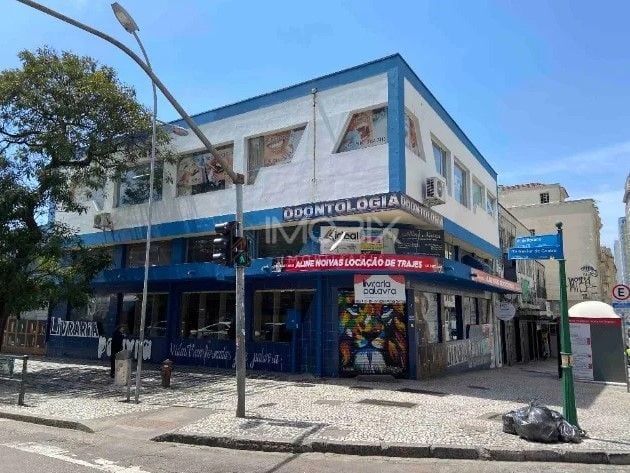 Prédio à venda, 1020 m  por R  3.300.000,00 - Centro - Curitib...