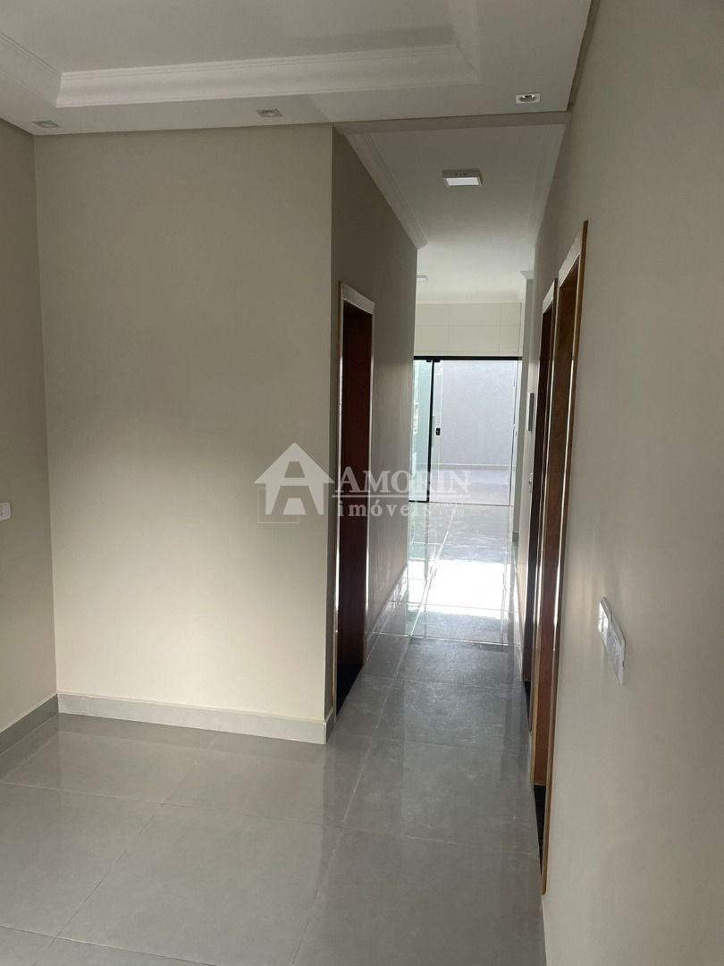 Casa com 3 dormitórios à venda, 84 m  por R  300.000,00 - Jard...