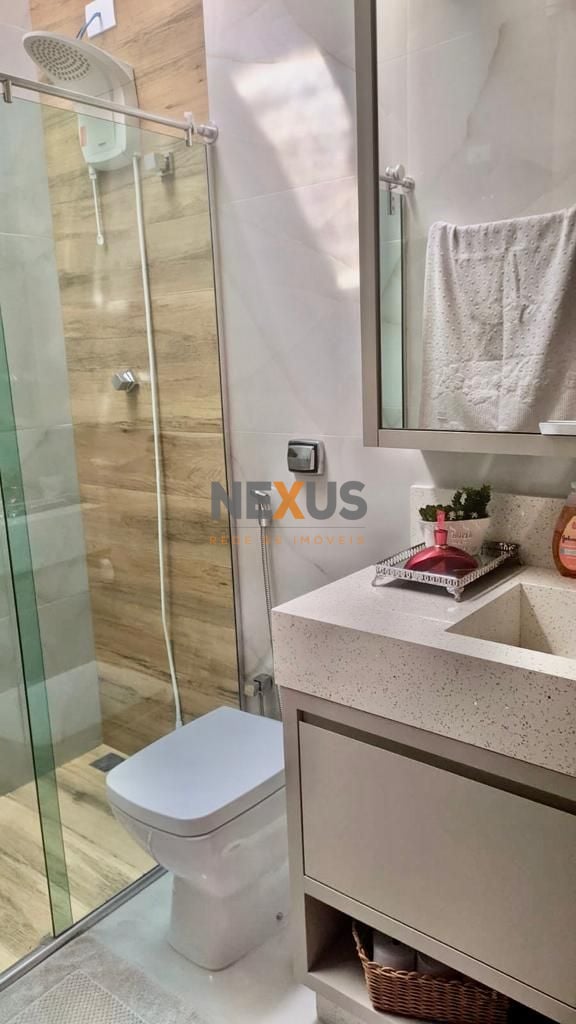 Casa com 3 dormitórios à venda, 112 m  por R  680.000,00 - Jd ...