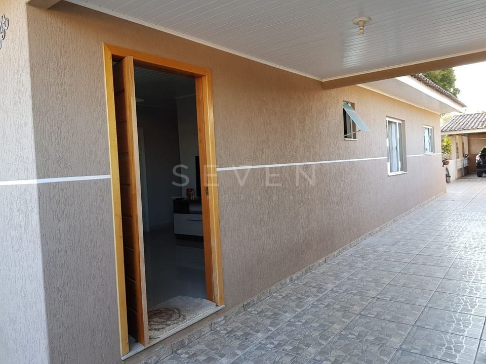 Casa térrea à venda na Lapa-PR  3 quartos, suíte, área gourmet...