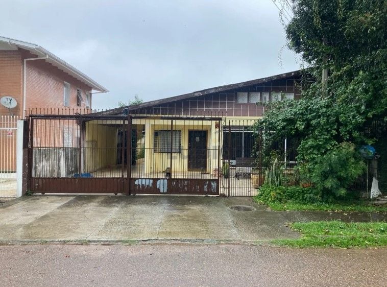 Casa com 5 dormitórios à venda, 200 m  por R  749.000,00 - Mer...