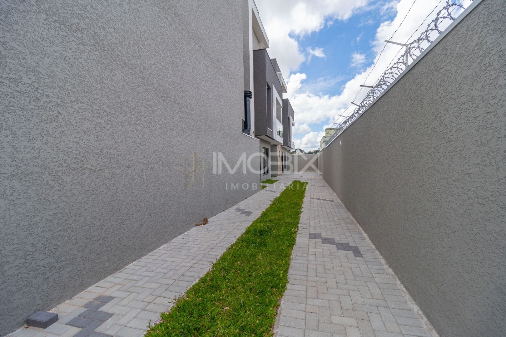 Sobrado com 3 dormitórios à venda, 180 m  por R  1.000.000,00 ...