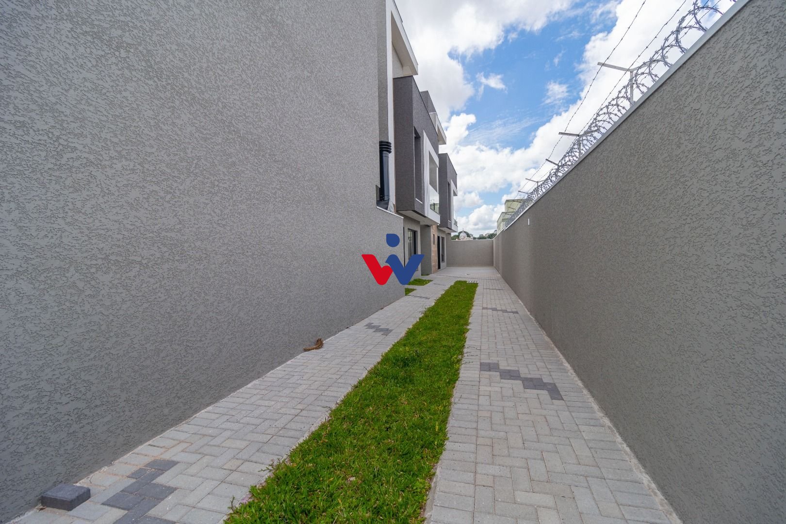 Sobrado com 3 dormitórios à venda, 180 m  por R  1.000.000,00 ...