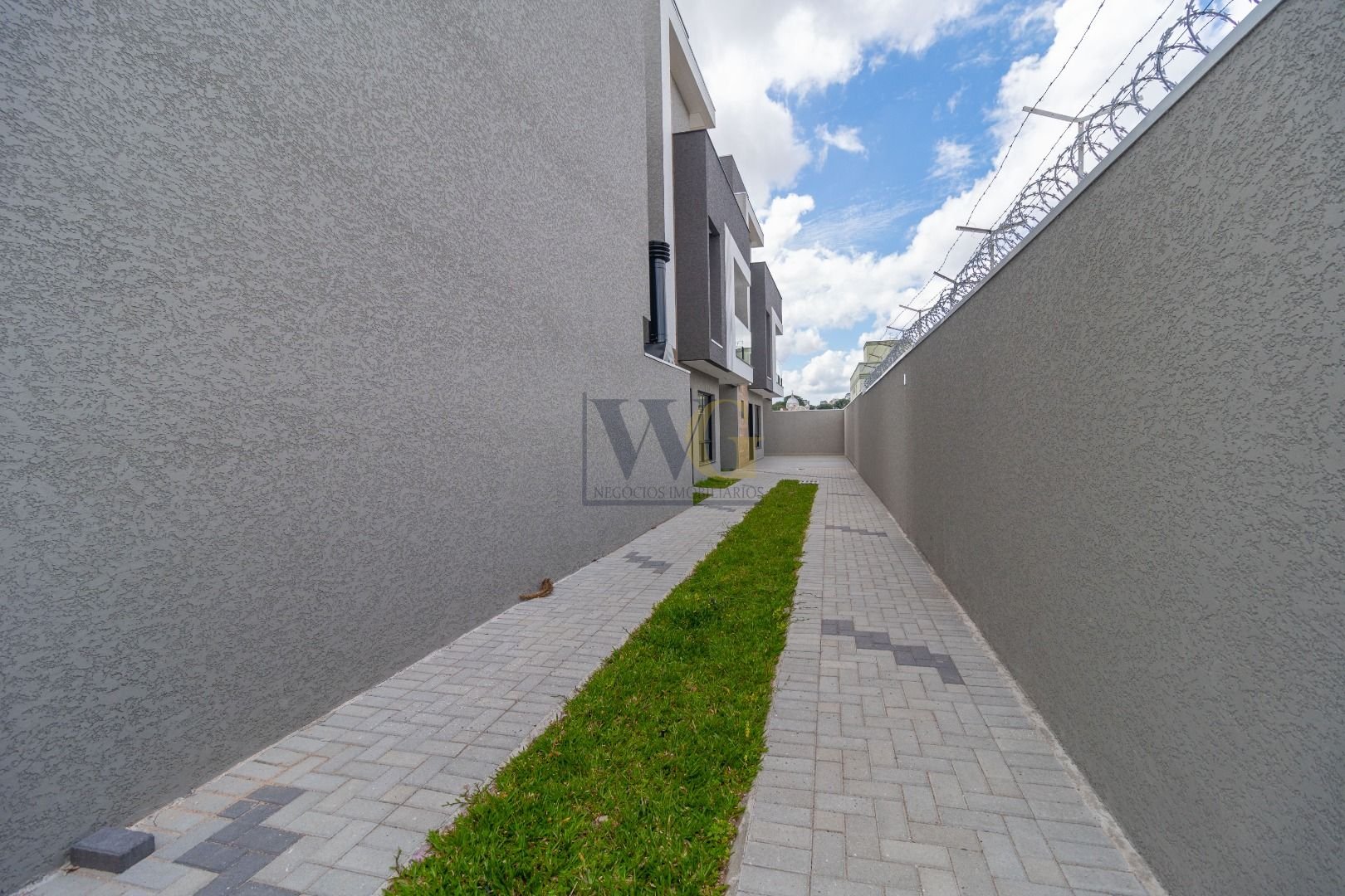 Sobrado com 3 dormitórios à venda, 180 m  por R  1.000.000,00 ...