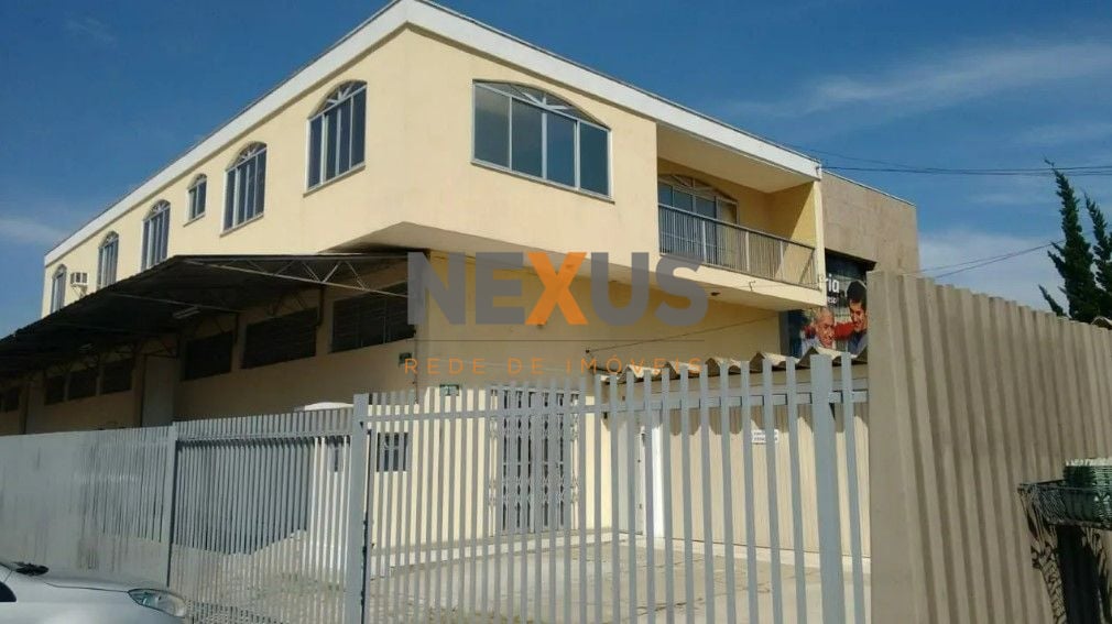 Barracão à venda, 600 m  por R  2.500.000,00 - Boqueirão - Cur...