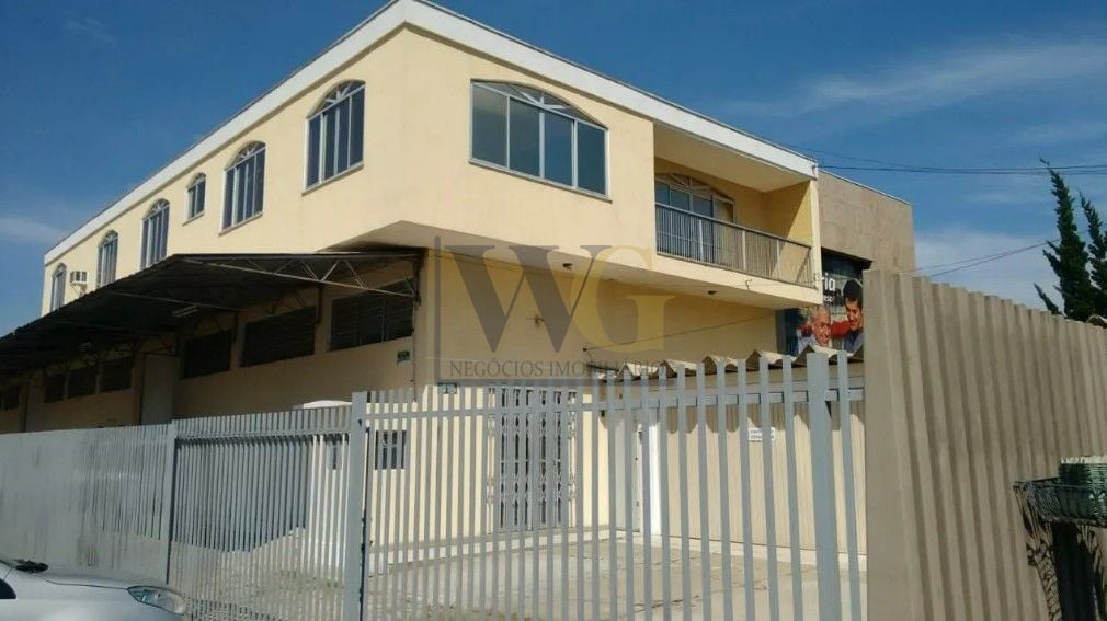 Barracão à Venda no Boqueirão  600m  de Espaço e Localização E...