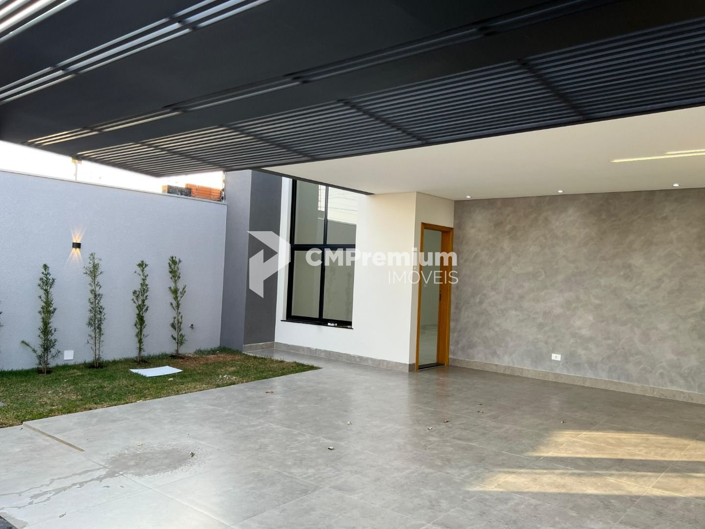 Casa com 3 dormitórios à venda, 115 m² por R$ 628.000,00 - Jar...
