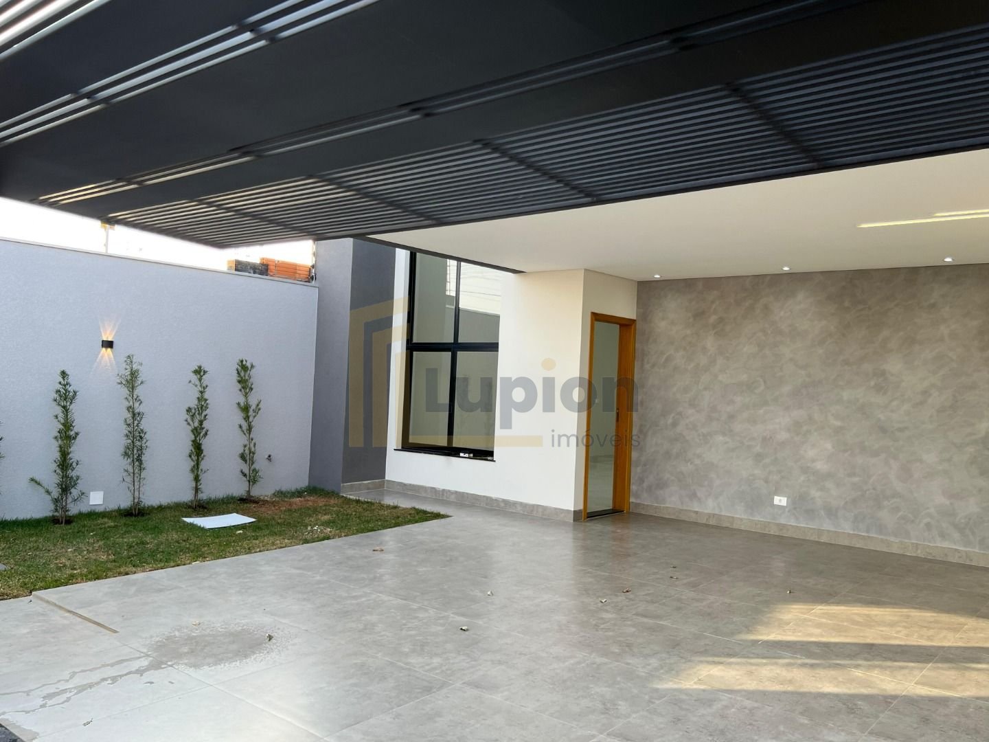 Casa com 3 dormitórios à venda, 115 m² por R$ 628.000,00 - Jar...