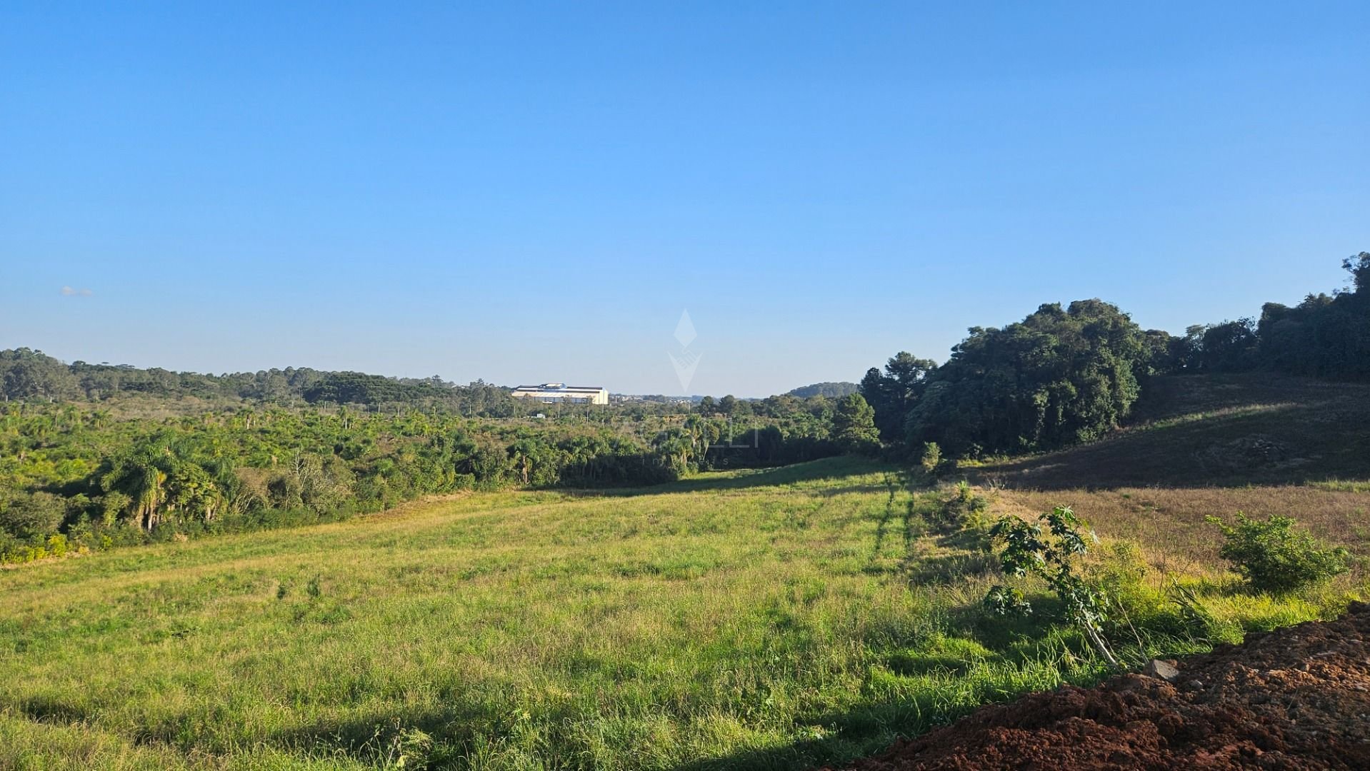 Terreno à venda, 73306 m  por R  13.700.000,00 - Estação - Ara...