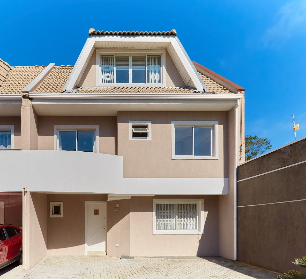 Sobrado Triplex no Portão com Espaço Gourmet e Ático, Condomín...