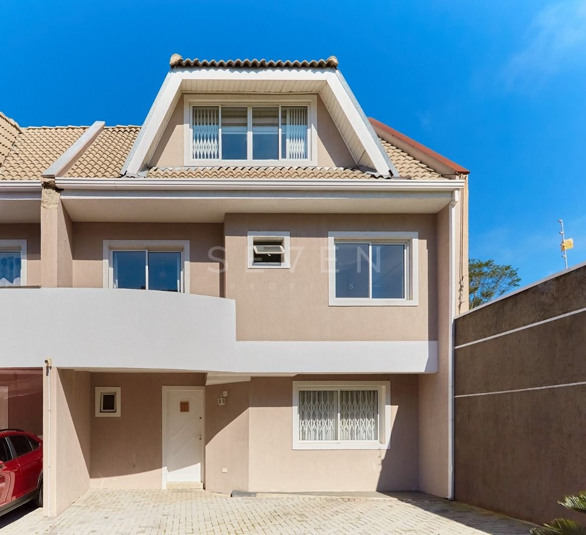 Sobrado Triplex no Portão com Espaço Gourmet e Ático, Condomín...