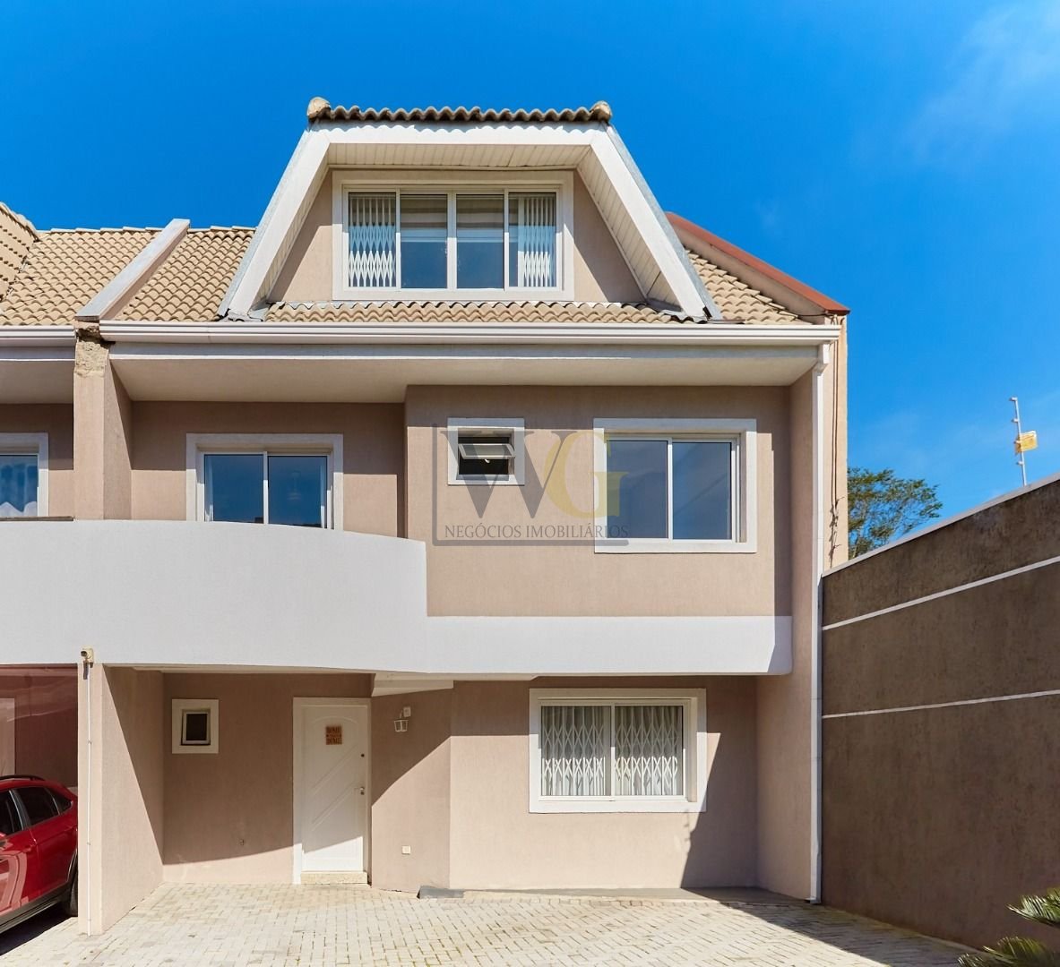 Sobrado Triplex no Portão com Espaço Gourmet e Ático, Condomín...