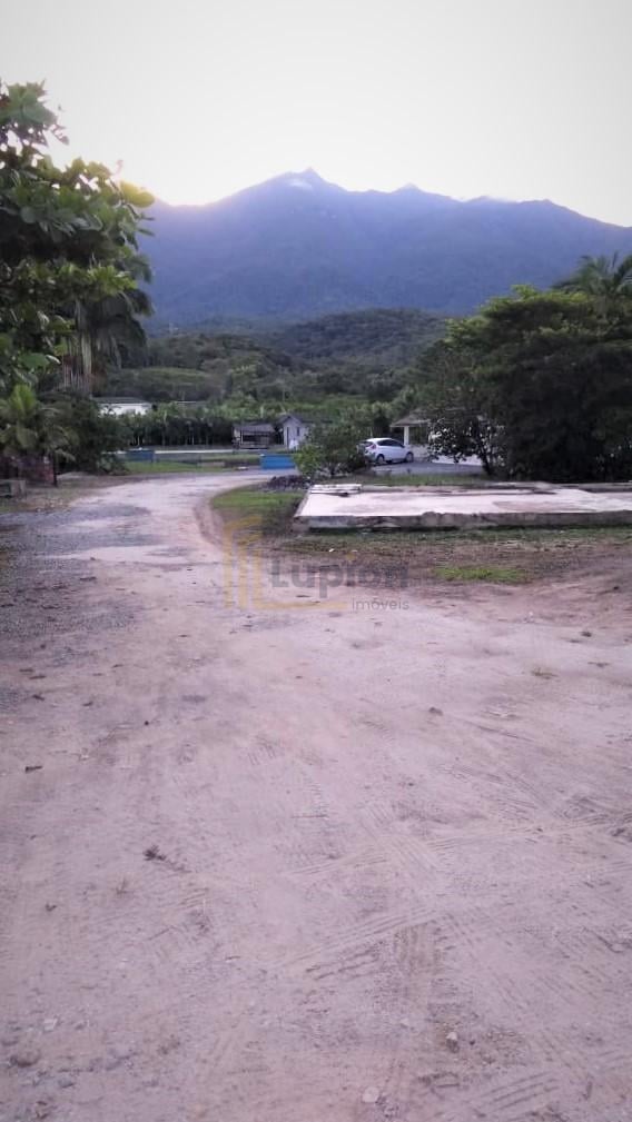 Terreno 9.353 m  em Garuva SC com acesso à BR-101  Ideal para ...