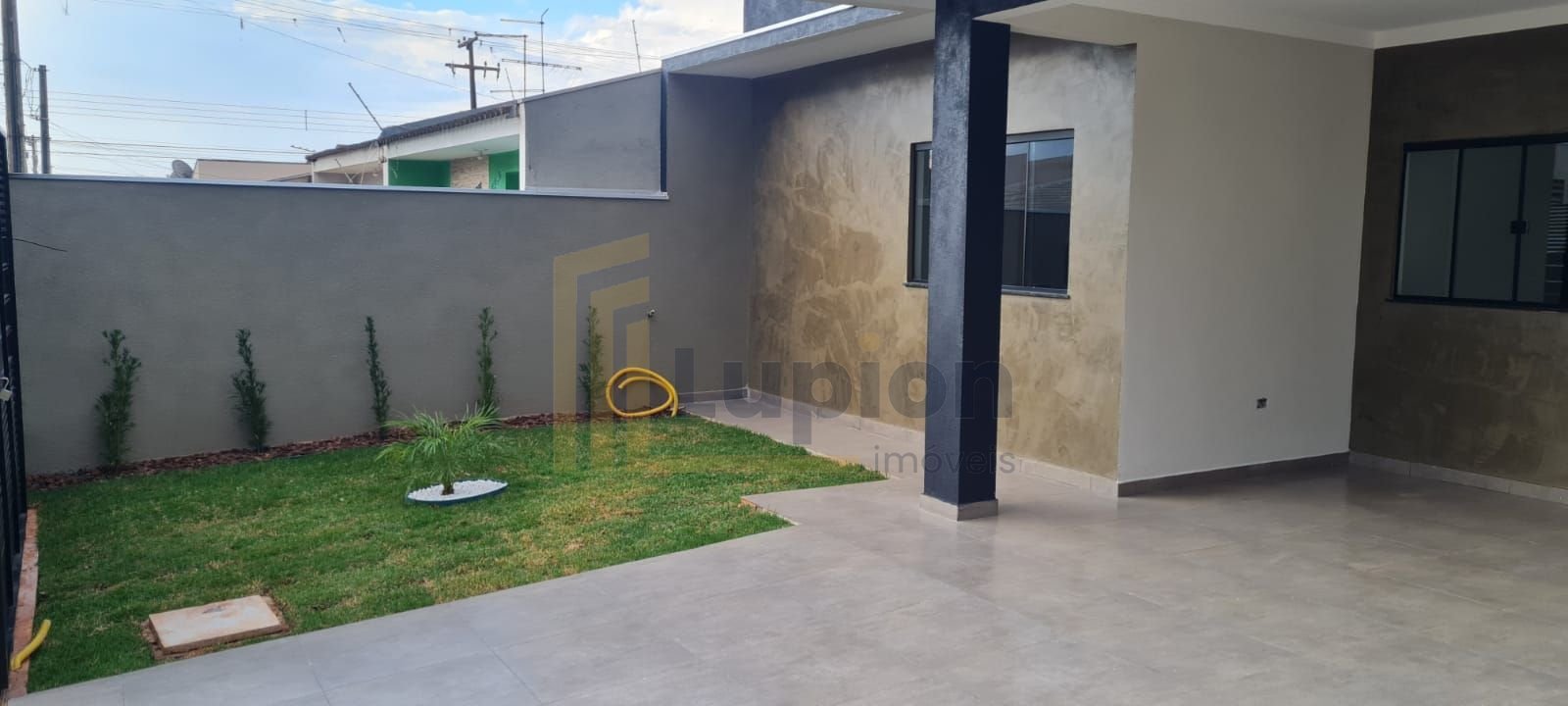 Casa com 3 dormitórios à venda, 88 m² por R$ 320.000,00 - Parq...