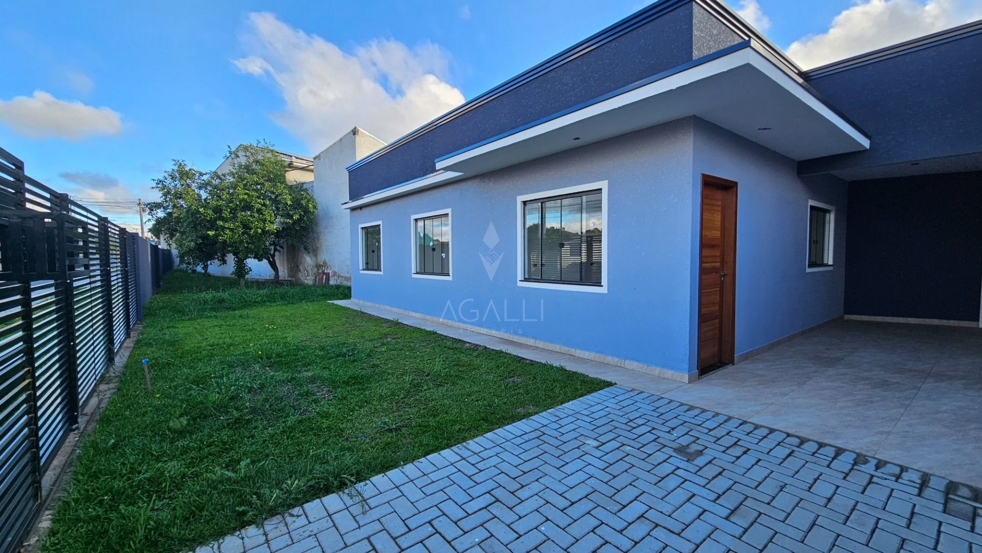 Casa com 2 dormitórios à venda, 59 m  por R  450.000,00 - Cost...