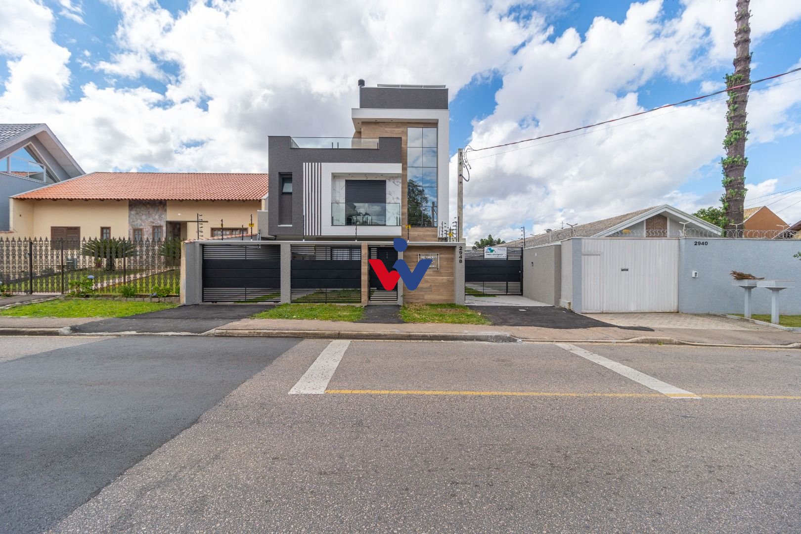 Sobrado com 3 dormitórios à venda, 180 m  por R  1.000.000,00 ...