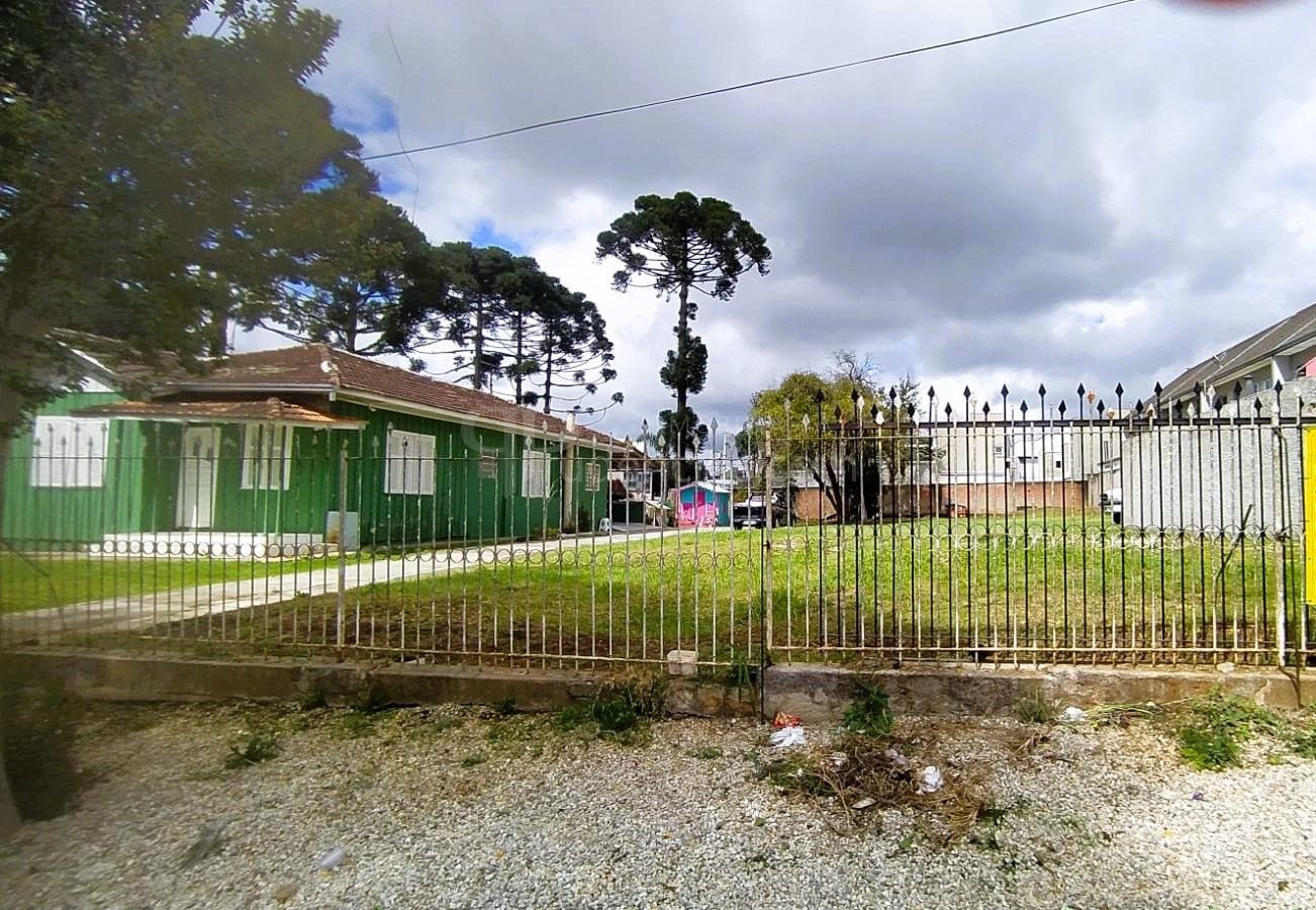 Terreno de Esquina no Boqueirão  1.507m  para Construção