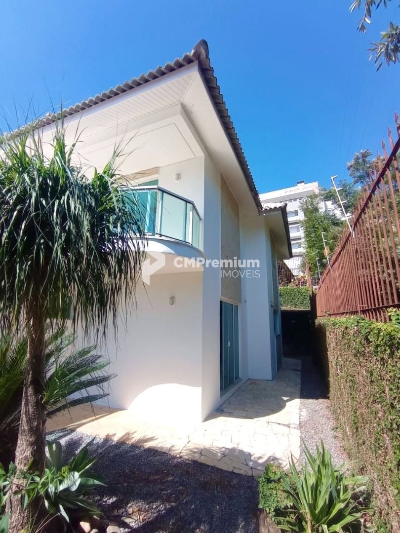 Sobrado com 4 dormitórios à venda por R  1.700.000,00 - Campo ...