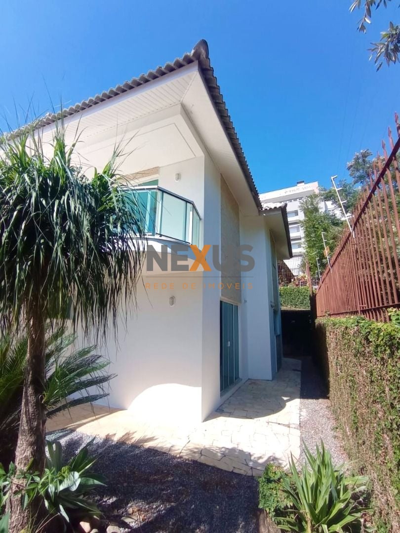 Sobrado com 4 dormitórios à venda por R  1.700.000,00 - Campo ...