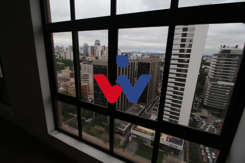 Sala à venda, 31 m  por R  200.000,00 - Centro Cívico - Curiti...