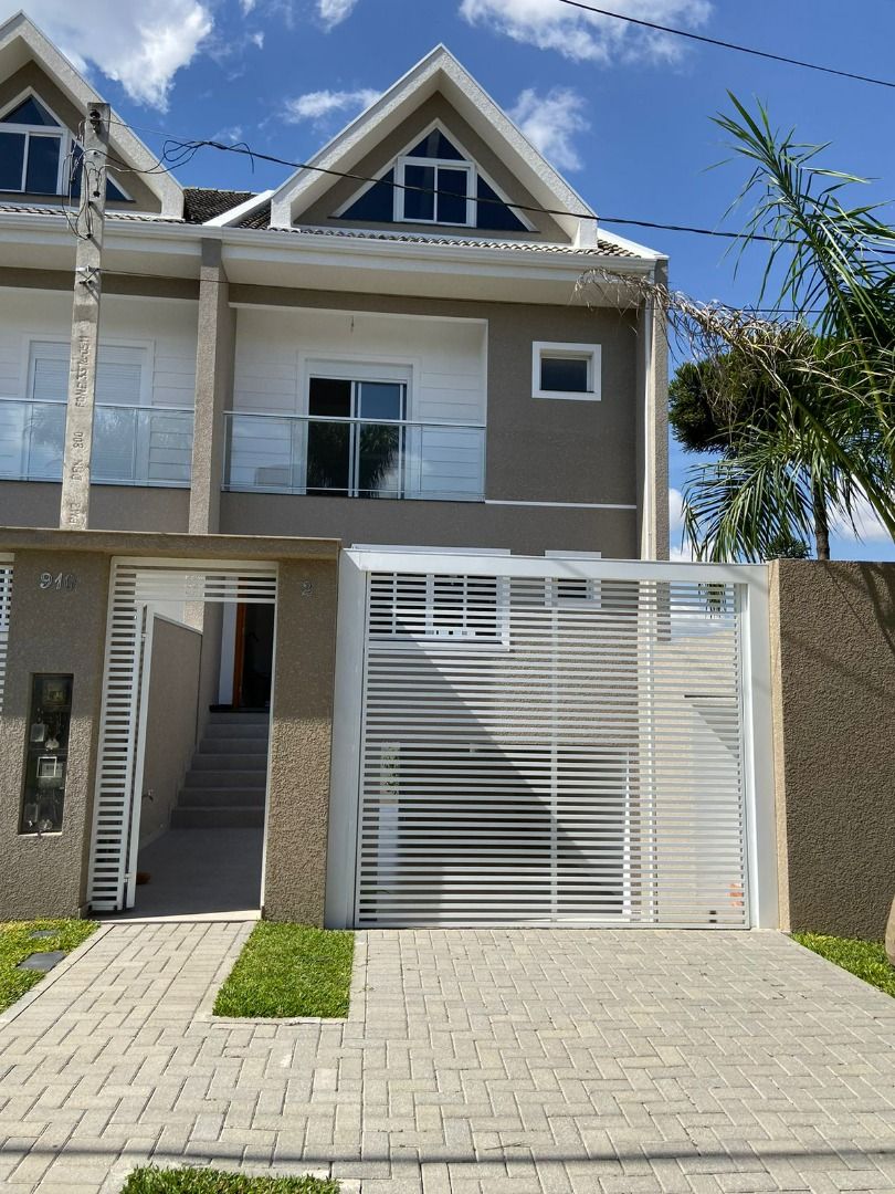 Sobrado Alto Padrão 270m  no Abranches  5 Quartos, Suíte, Gara...