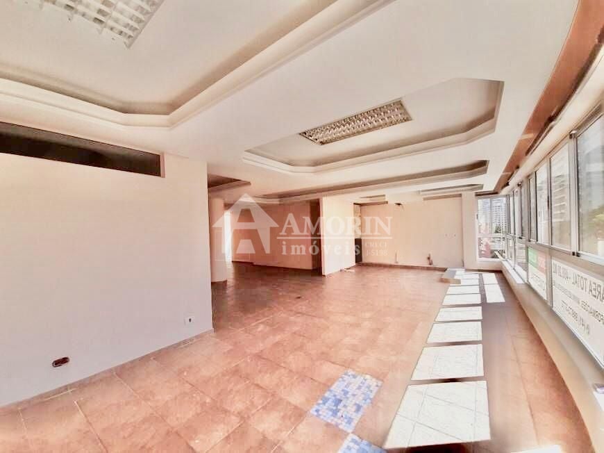Conjunto à venda, 488 m  por R  1.800.000,00 - Centro - Curiti...