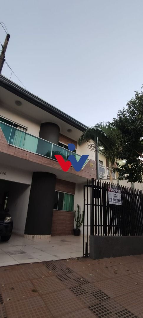 Sobrado com 4 dormitórios à venda, 200 m² por R$ 550.000,00 - ...