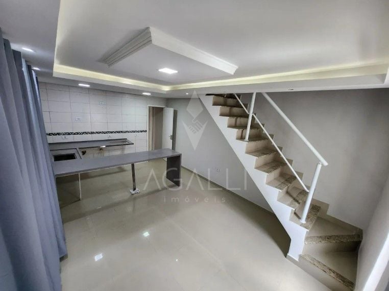 Casa com 3 dormitórios à venda, 70 m  por R  390.000,00 - Síti...