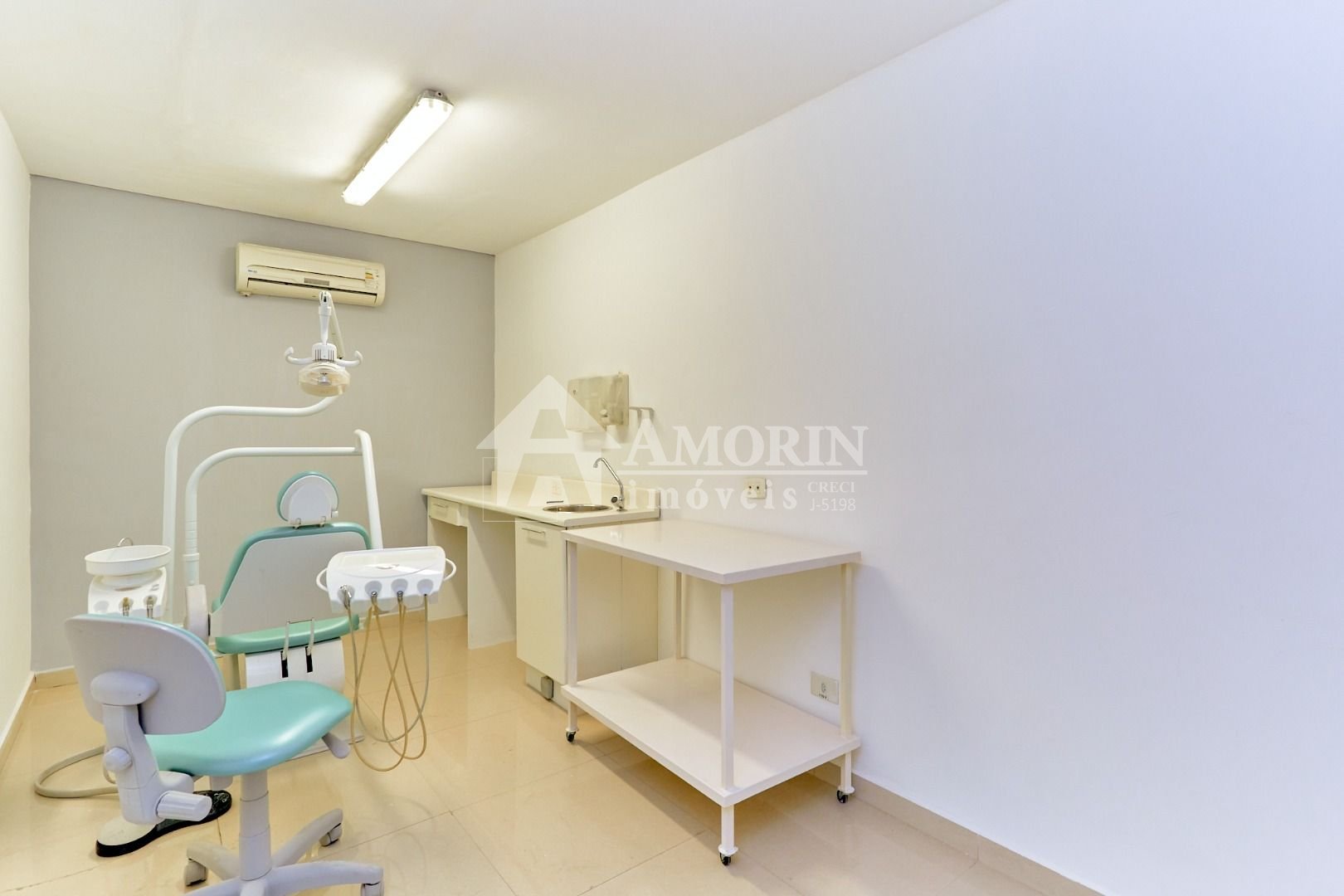 Prédio à venda, 850 m  por R  5.800.000,00 - Centro - Curitiba PR