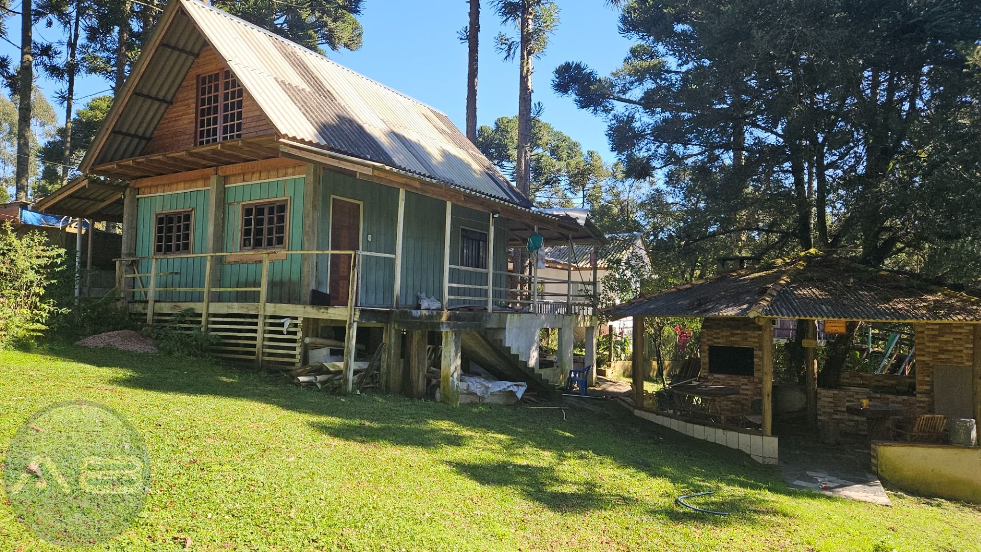 Ref?gio ? beira do Rio Maur?cio ? Propriedade de 3.700 m  em M...