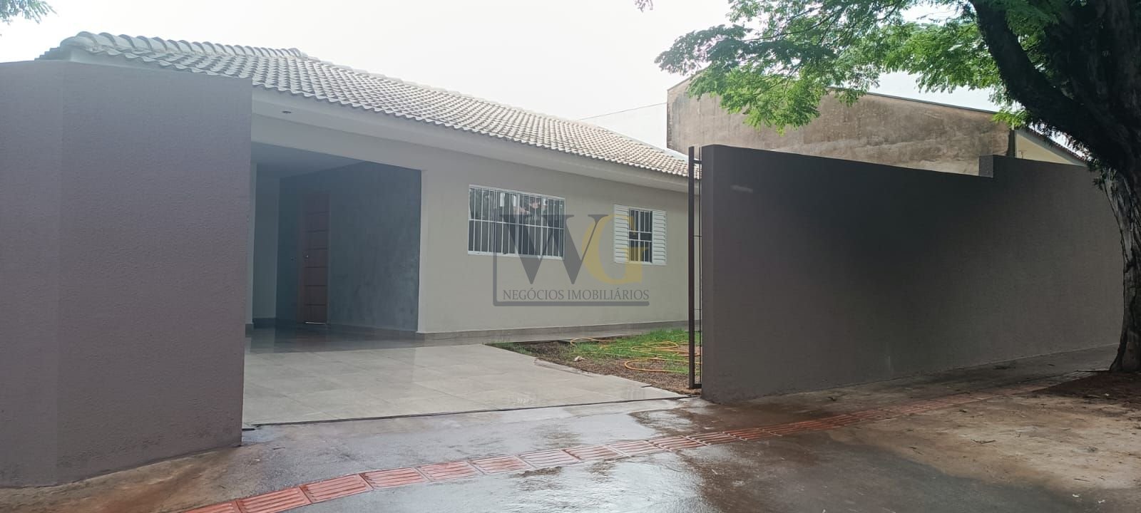 Casa com 3 dormitórios à venda, 94 m  por R  390.000,00 - Conj...