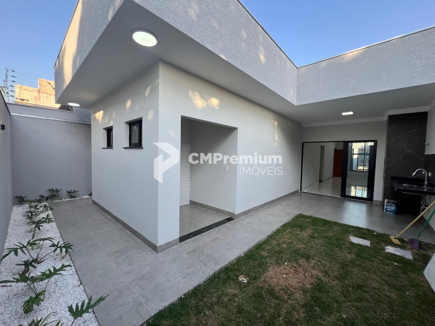 Casa com 3 dormitórios à venda, 115 m² por R$ 628.000,00 - Jar...