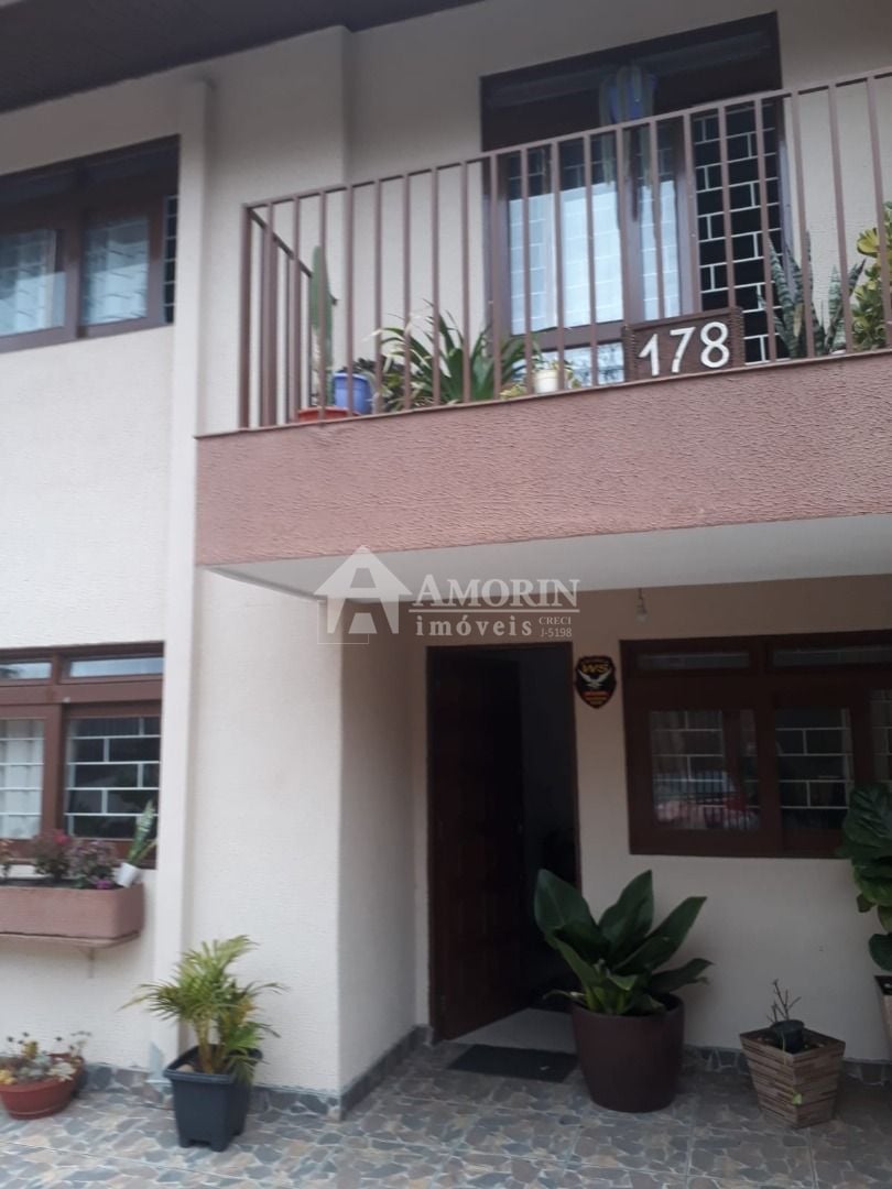Sobrado com 4 dormitórios à venda, 100 m  por R  715.000,00 - ...