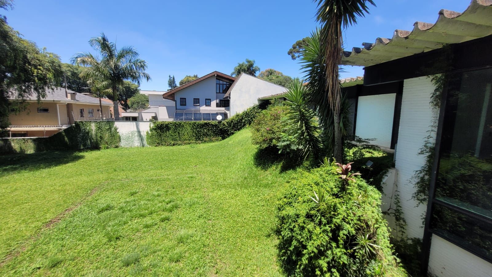 Residência Assinada por Sérgio Bernardes no Seminário  764 m  ...