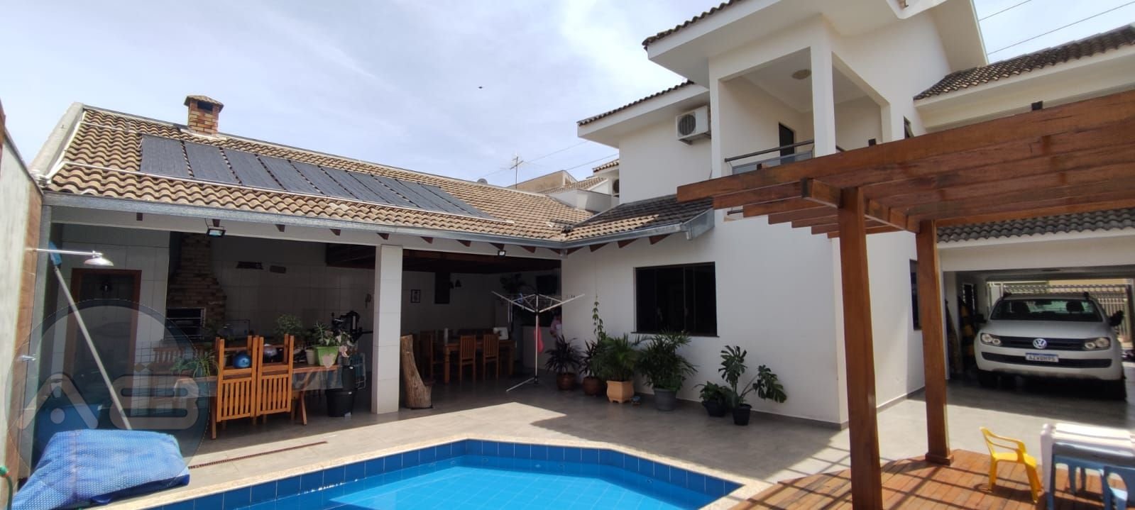 Sobrado com 3 dormitórios à venda, 261 m² por R$ 1.100.000,00 ...
