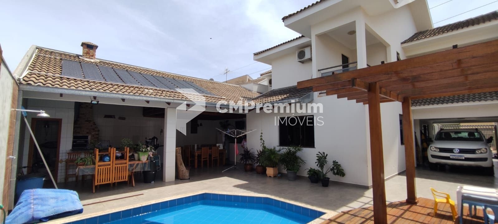 Sobrado com 3 dormitórios à venda, 261 m² por R$ 1.100.000,00 ...